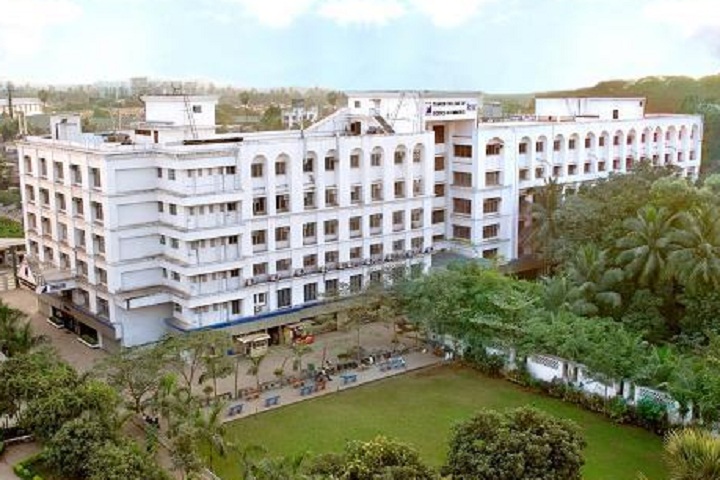 https://cache.careers360.mobi/media/colleges/social-media/media-gallery/8030/2020/3/19/Campus view of Thakur College of Science and Commerce Mumbai_Campus-View.jpg